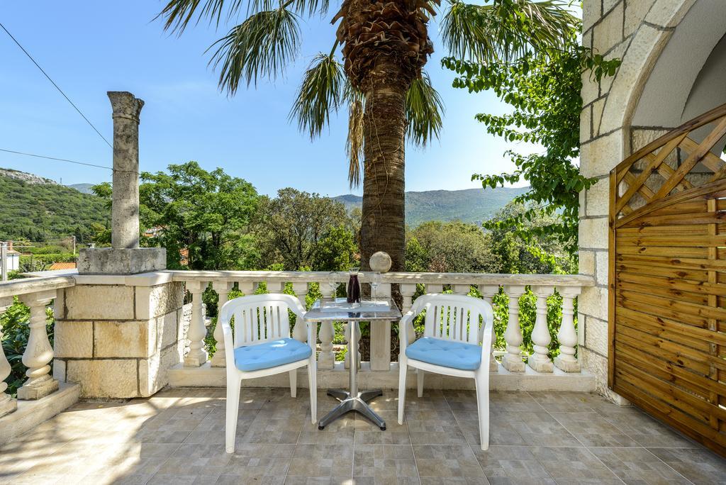 Two Palms Villa Zaton  Exterior foto