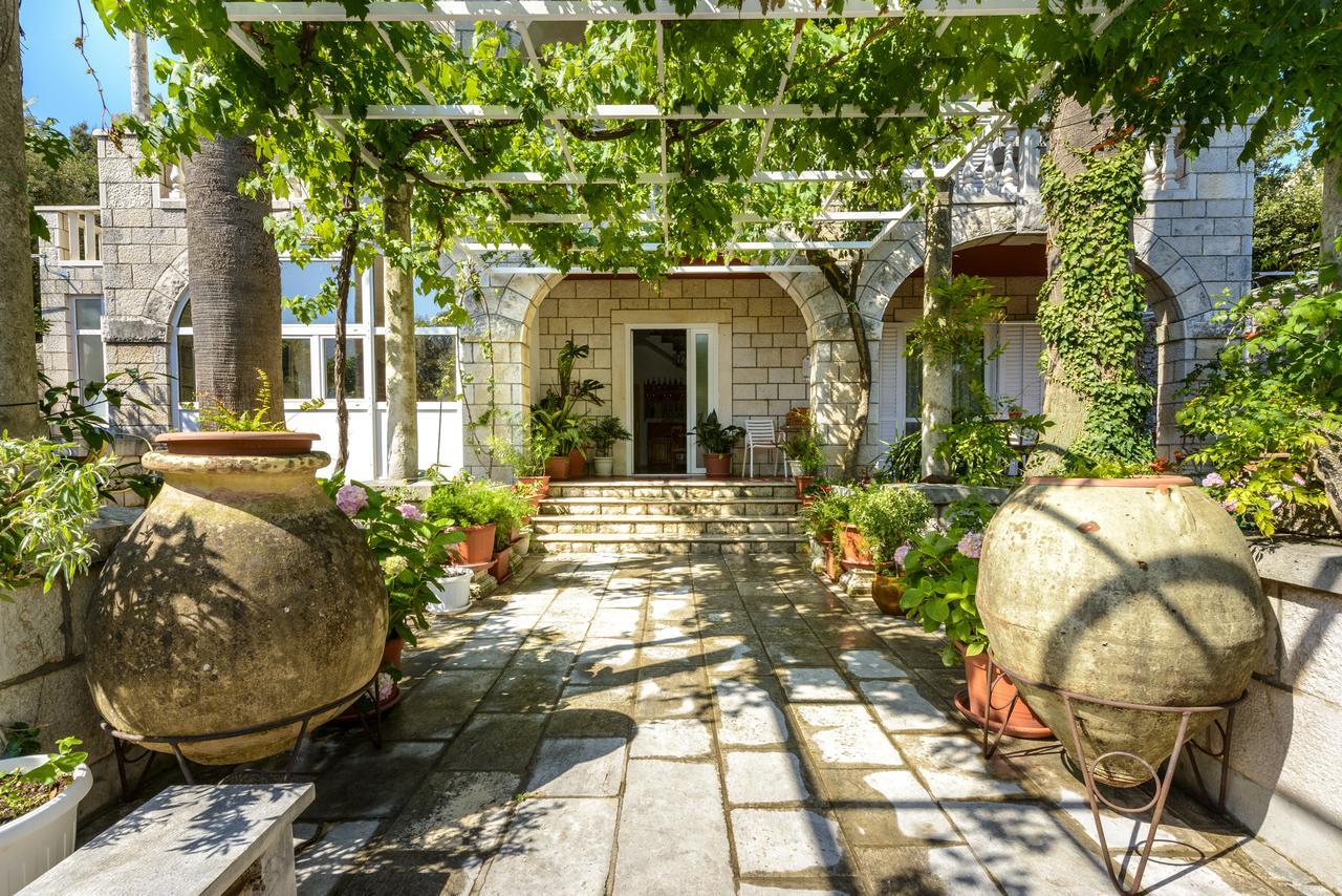 Two Palms Villa Zaton  Exterior foto