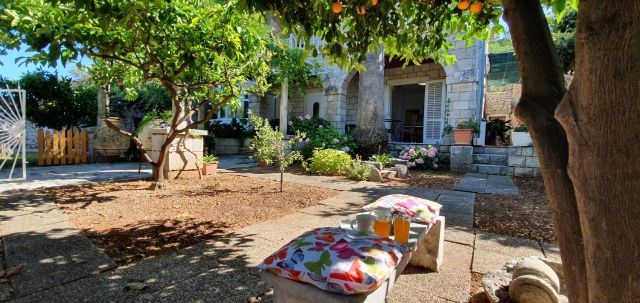 Two Palms Villa Zaton  Exterior foto