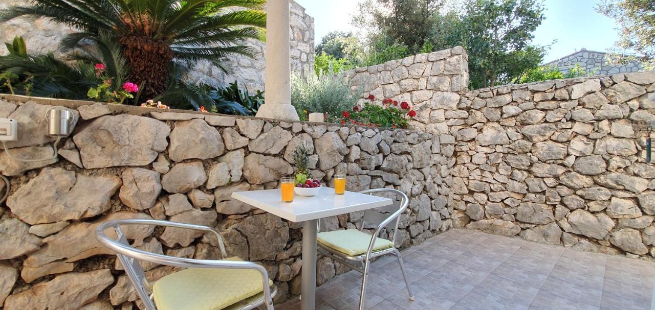Two Palms Villa Zaton  Exterior foto
